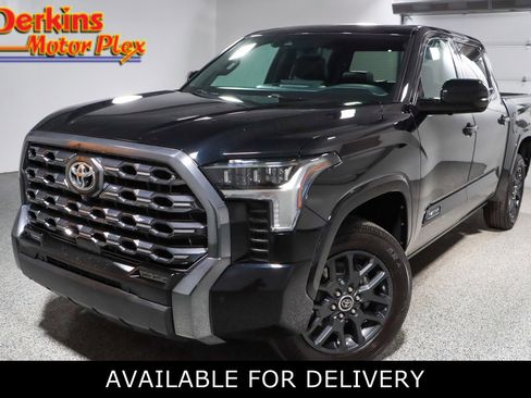 Used 2023 Toyota Tundra Platinum image 1