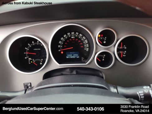 Used 2016 Toyota Sequoia Platinum image 21