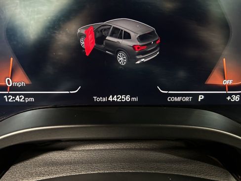 Used 2023 BMW X3 xDrive30i image 17