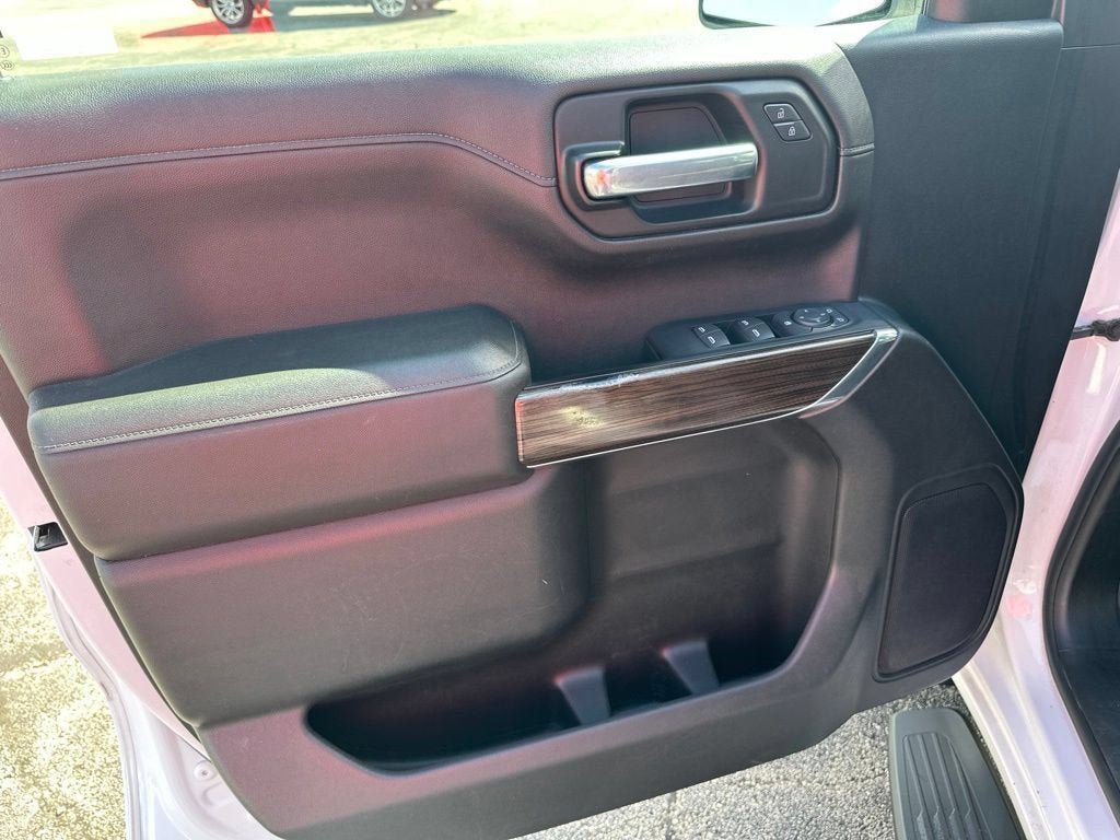 Used 2019 Chevrolet Silverado 1500 LT w/ All-Star Edition AWD/4WD image 13