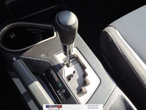 Used 2018 Toyota RAV4 XLE image 21