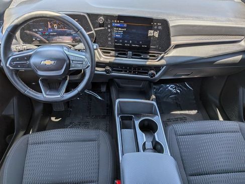 Used 2025 Chevrolet Equinox LT FWD image 24