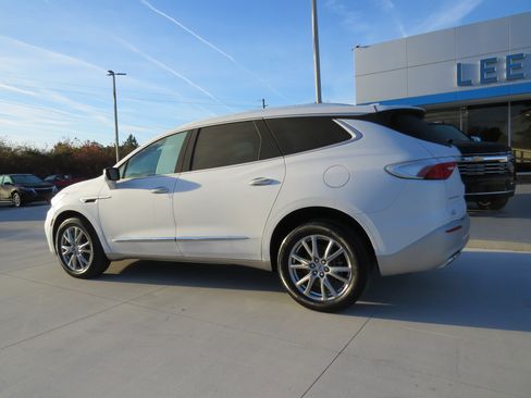 Used 2023 Buick Enclave Premium w/ Experience Buick Package image 3