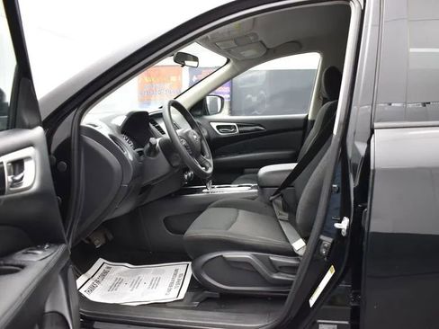 Used 2020 Nissan Pathfinder S FWD image 14