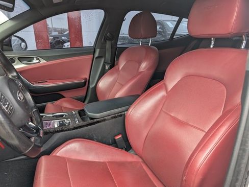Used 2019 Kia Stinger GT image 6
