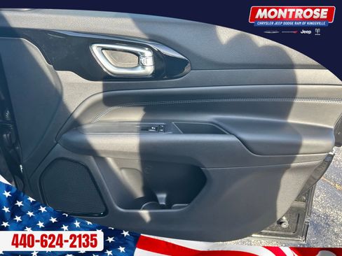 New 2026 Jeep Compass Latitude image 30