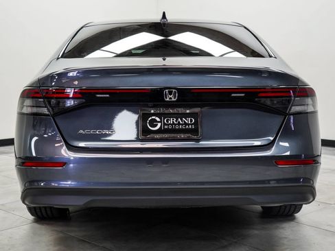 Used 2024 Honda Accord EX image 9