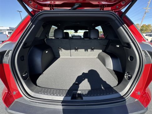 New 2026 Chevrolet Equinox LT w/ Convenience Package II image 23