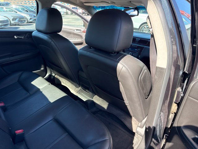Used 2012 Chevrolet Impala LTZ FWD image 31