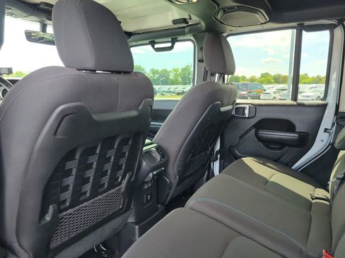 Used 2022 Jeep Wrangler Unlimited Rubicon 4xe w/ Steel Bumper Group image 13