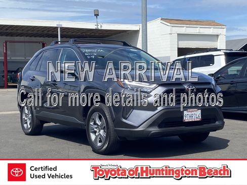 Certified 2025 Toyota RAV4 XLE w/ Convenience Package image 1