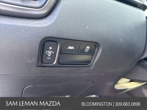 Used 2021 Kia Sorento S w/ Panoramic Sunroof Package image 18