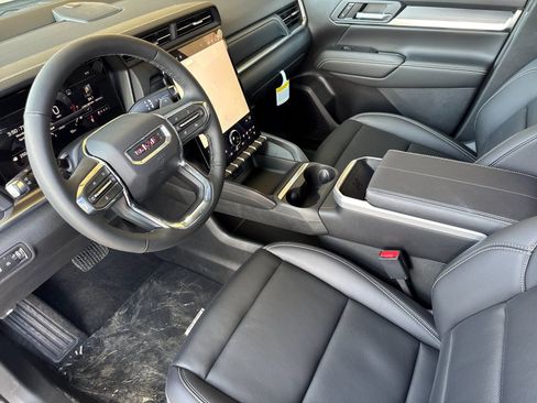 New 2026 GMC Terrain Elevation w/ Elevation Premium Package FWD image 10