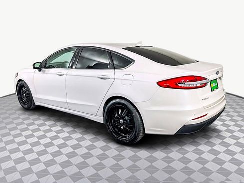 Used 2020 Ford Fusion SE image 7