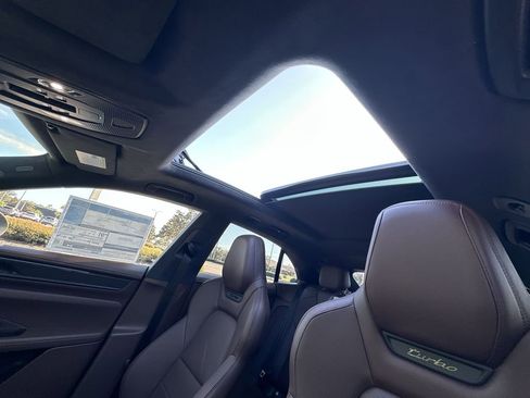 New 2025 Porsche Macan Turbo Electric image 26