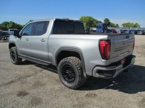 New 2026 GMC Sierra 1500 AT4 w/ AT4 Premium Package AWD/4WD image 12