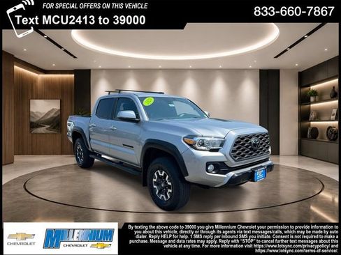 Used 2023 Toyota Tacoma TRD Off-Road AWD/4WD image 1