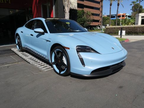 Used 2022 Porsche Taycan image 46