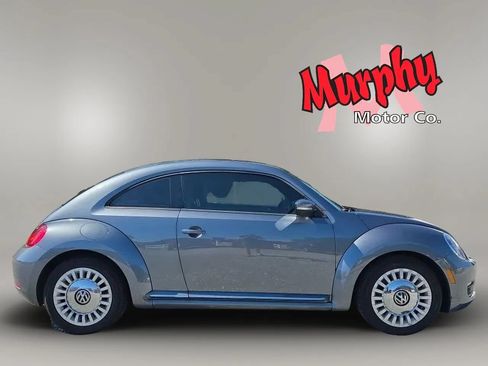 Used 2014 Volkswagen Beetle 1.8T FWD image 9