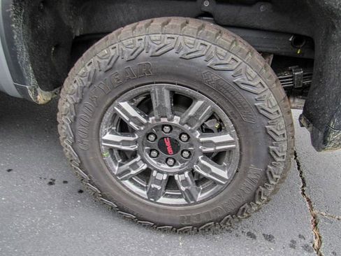 New 2026 GMC Sierra 1500 AT4X image 10