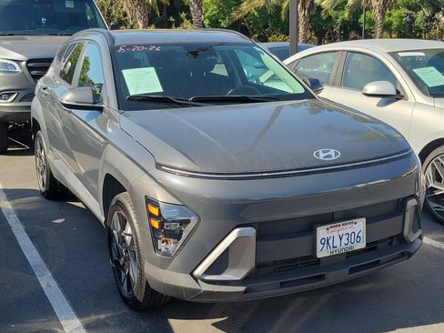 Used 2024 Hyundai Kona SEL w/ Convenience Package AWD/4WD image 3