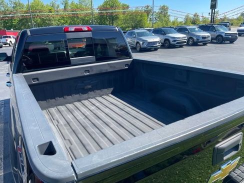 Used 2016 Chevrolet Silverado 1500 LTZ Z71 w/ LTZ Plus Package AWD/4WD image 5