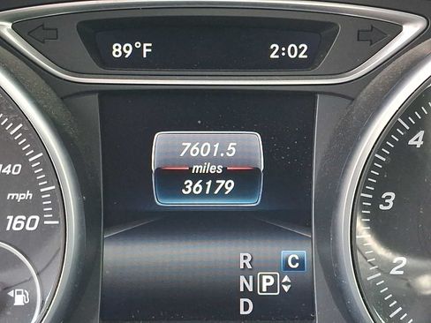 Used 2018 Mercedes-Benz GLA 250 4MATIC image 21
