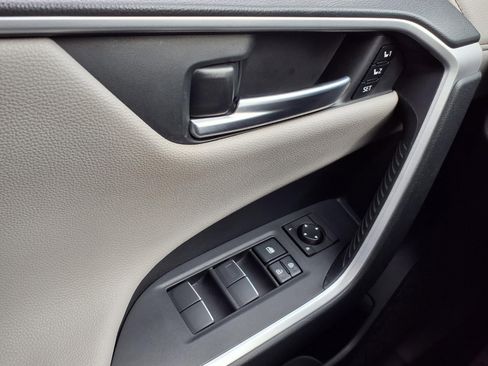 Used 2019 Toyota RAV4 Limited w/ All Weather Liner Package image 23