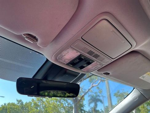 Used 2020 Honda Odyssey EX-L image 11