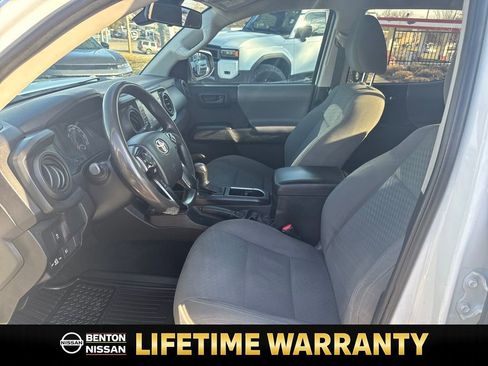 Used 2021 Toyota Tacoma SR image 11
