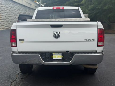 Used 2019 RAM 1500 Classic SLT AWD/4WD image 8