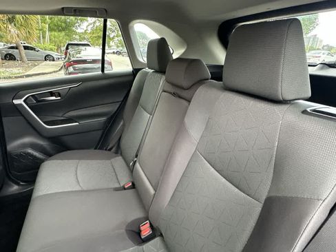 Used 2024 Toyota RAV4 XLE w/ Convenience Package FWD image 15