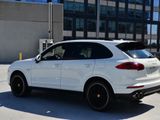 Used 2017 Porsche Cayenne S image 3