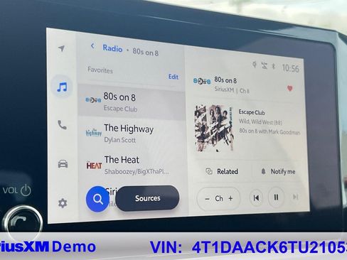 Used 2026 Toyota Camry LE image 28