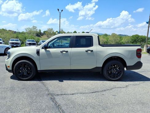 Used 2025 Ford Maverick XLT w/ XLT Luxury Package AWD/4WD image 2