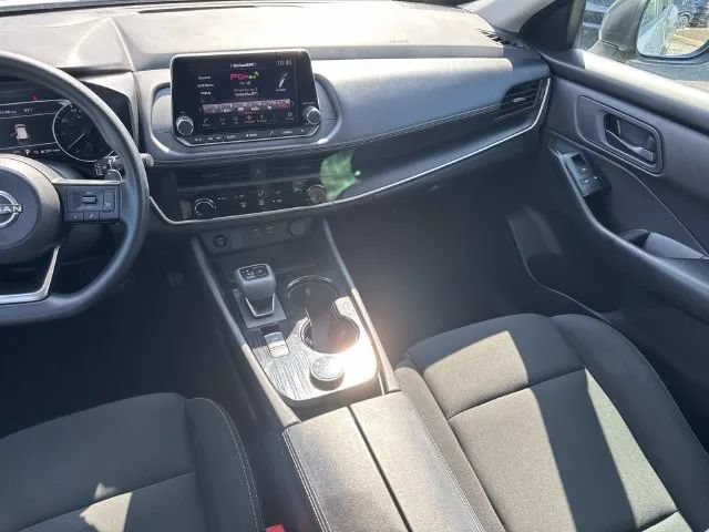 Used 2024 Nissan Rogue S AWD/4WD image 15