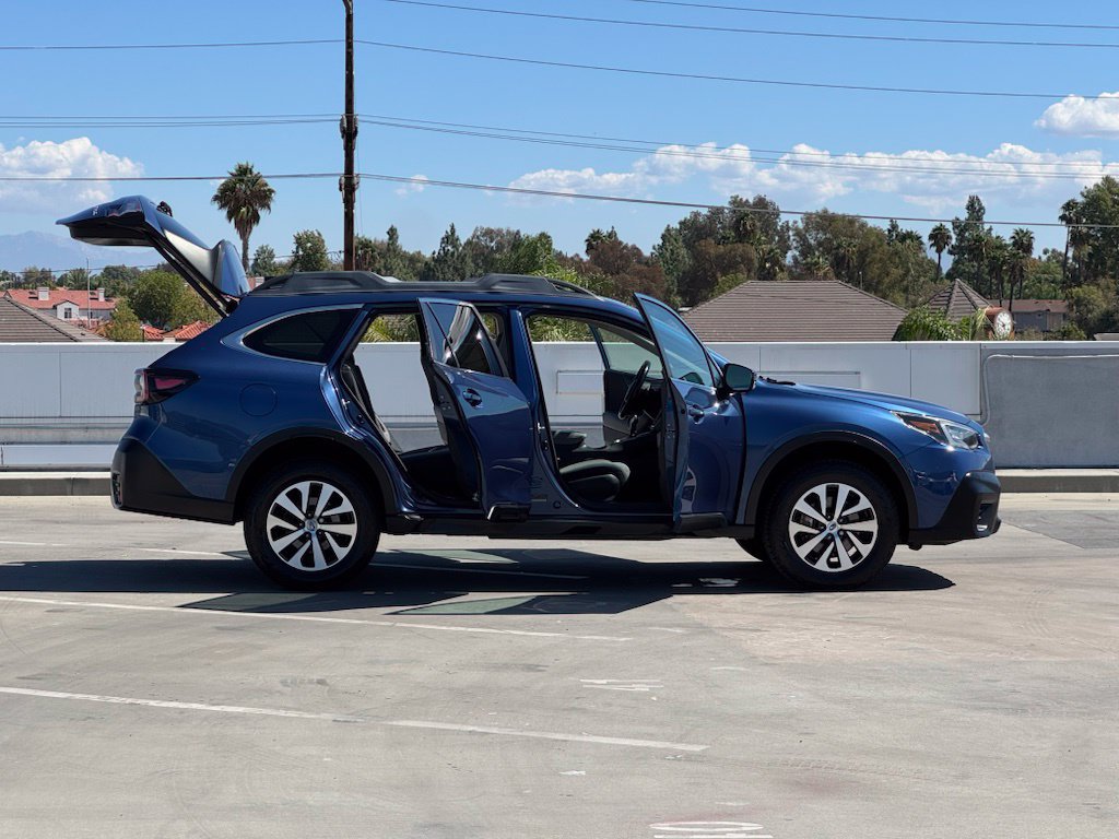 Used 2021 Subaru Outback Premium AWD/4WD image 29