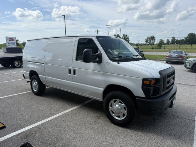 Used 2011 Ford E-250 and Econoline 250 RWD image 3