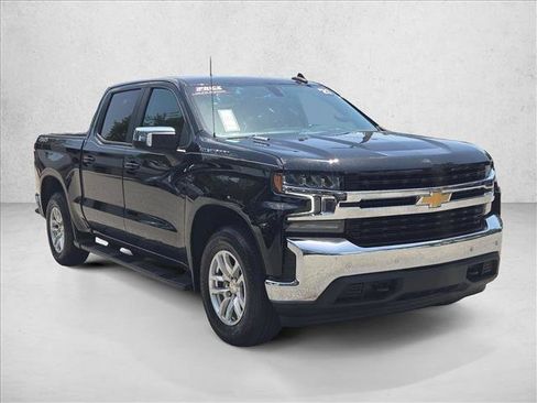 Used 2021 Chevrolet Silverado 1500 LT w/ Convenience Package II AWD/4WD image 3