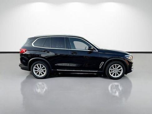 Used 2019 BMW X5 xDrive40i w/ Convenience Package AWD/4WD image 2