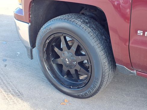 Used 2014 Chevrolet Silverado 1500 LT w/ LT Convenience Package image 24