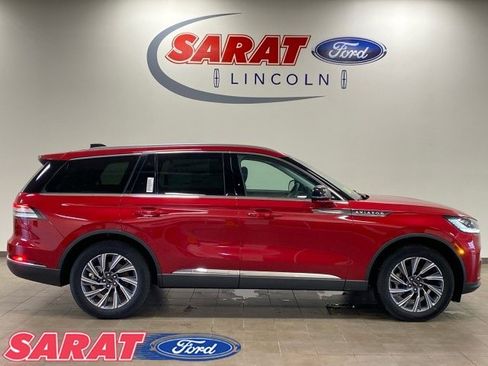 New 2025 Lincoln Aviator AWD w/ Equipment Group 101A image 1