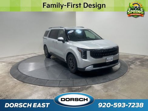 New 2026 Kia Carnival EX image 3