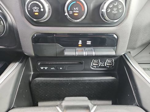 Used 2019 RAM 1500 Big Horn AWD/4WD image 27