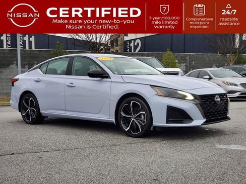 Certified 2023 Nissan Altima 2.5 SR w/ SR Premium Package FWD image 1