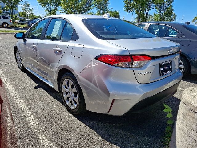 Used 2024 Toyota Corolla LE FWD image 6