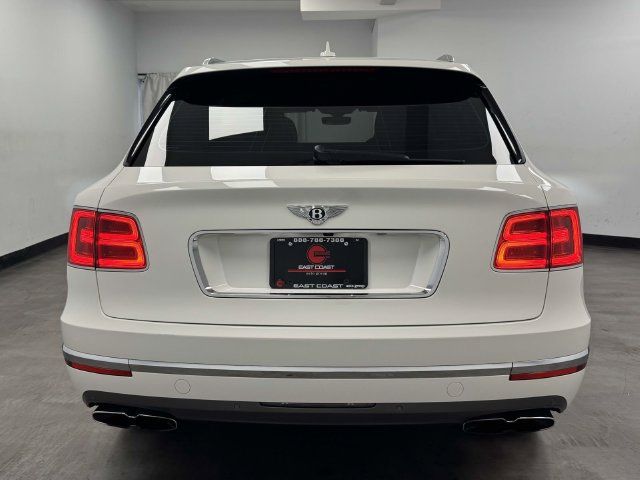 Used 2020 Bentley Bentayga AWD/4WD image 9