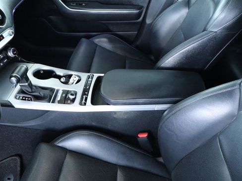 Used 2019 Kia Stinger GT image 17