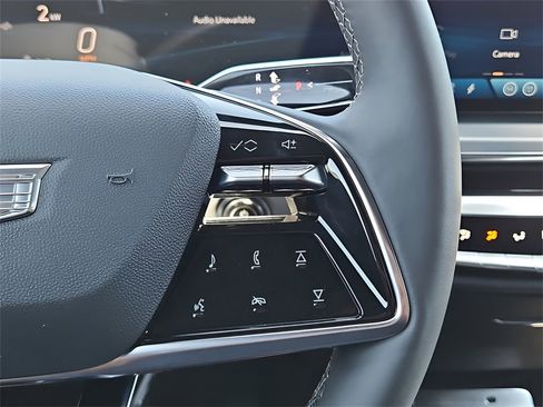 New 2024 Cadillac Lyriq Luxury image 20