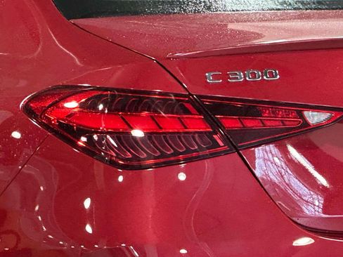 Used 2025 Mercedes-Benz C 300 4MATIC Sedan image 8